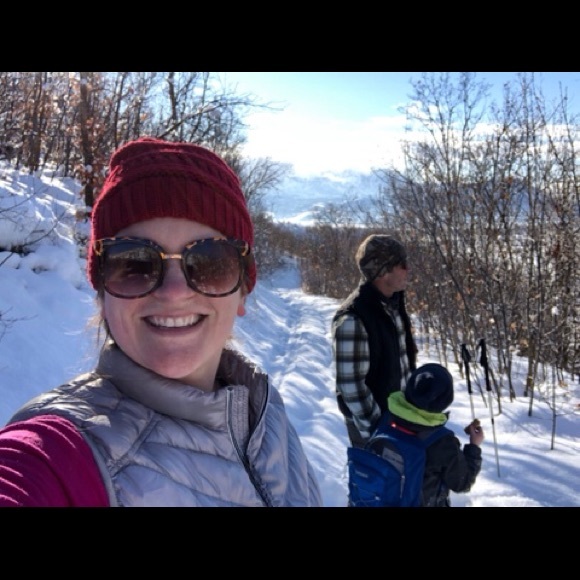 Meet your Posher, Holly - Picture 2 of 4